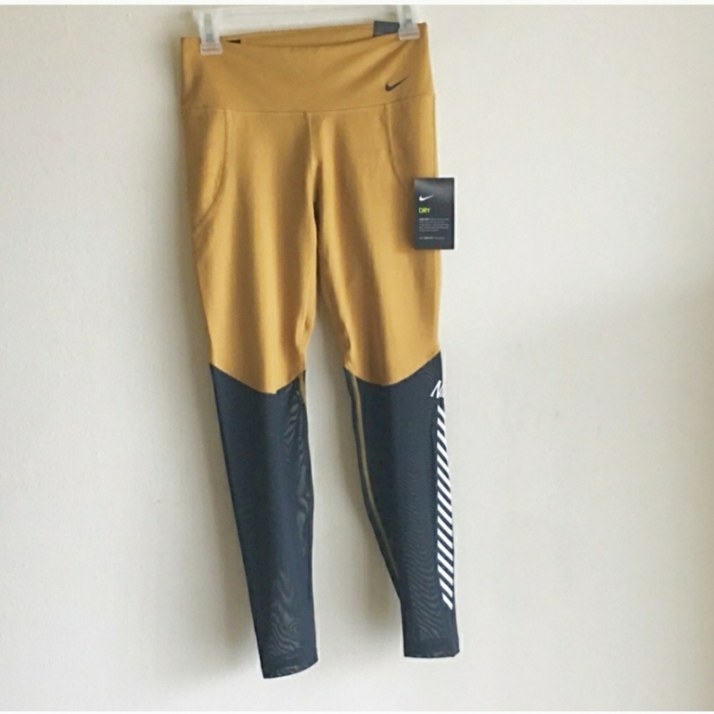 Nike leggings